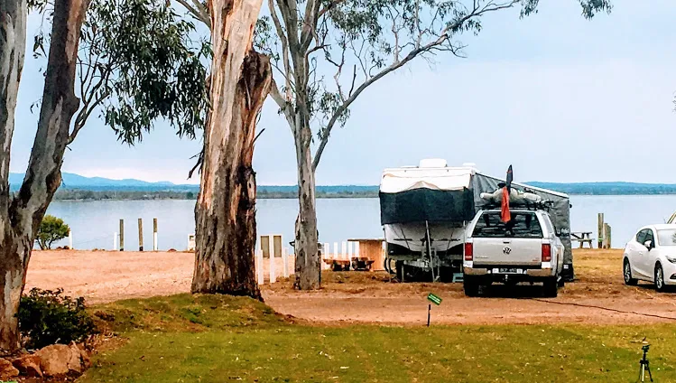 Lake King Waterfront Caravan Park - 2